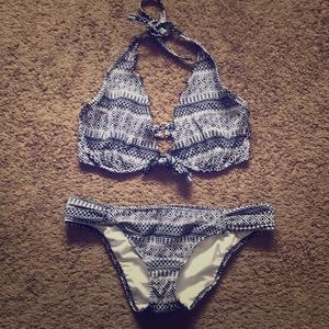 Victoria’s Secret Swimsuit. Bra 34DD, bottom M.